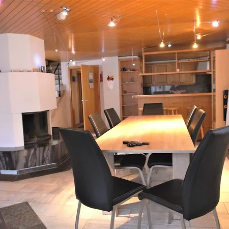 Calanques Appartement-fewo- Dusche- Wc- 3 Schlafraeume 4-5-zimmerwohnung By Interhome *